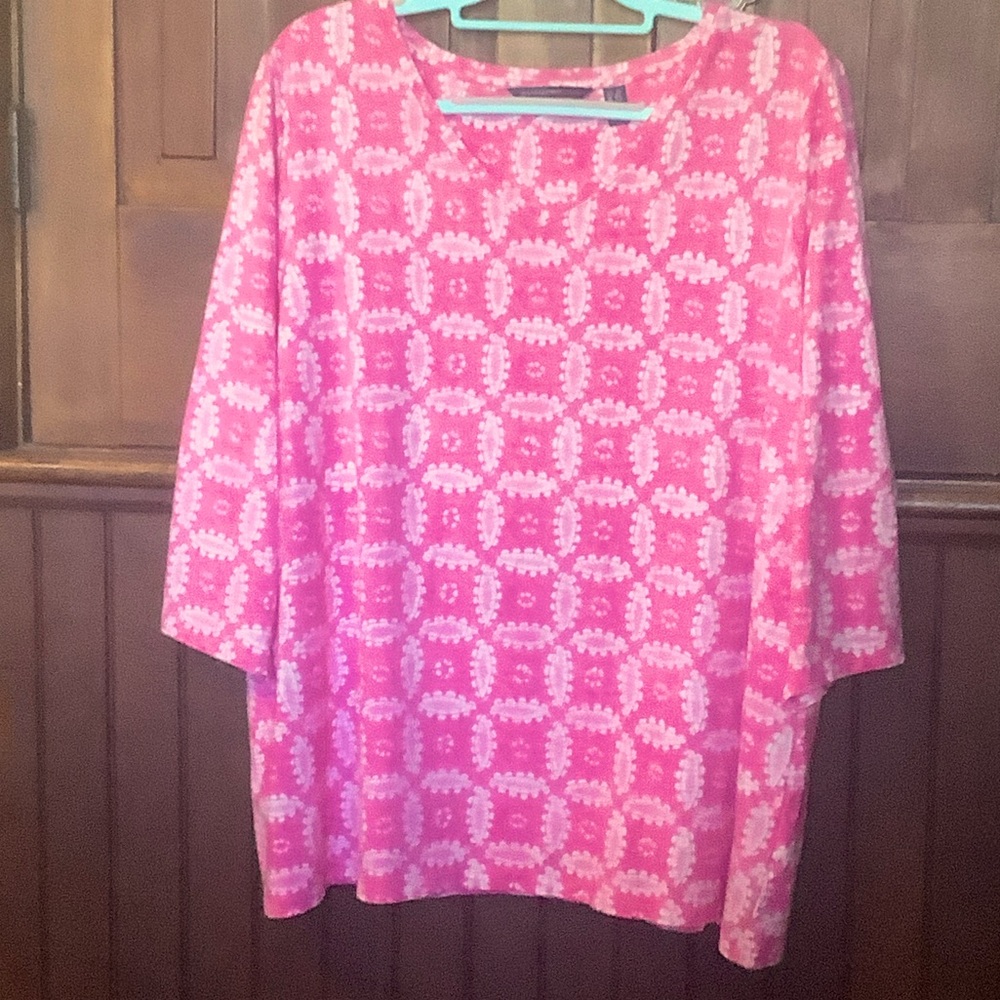 Isaac Mizrahi Pink and White Patterned Tunic